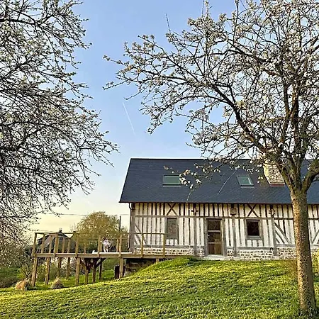 Le Clos Du מלון 3*